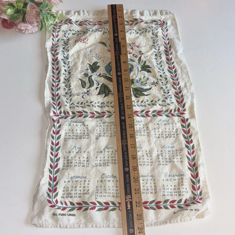 Lillian Vernon Calendar Hand Towel 1982 Linen 1982 Kitchen Calender vintage